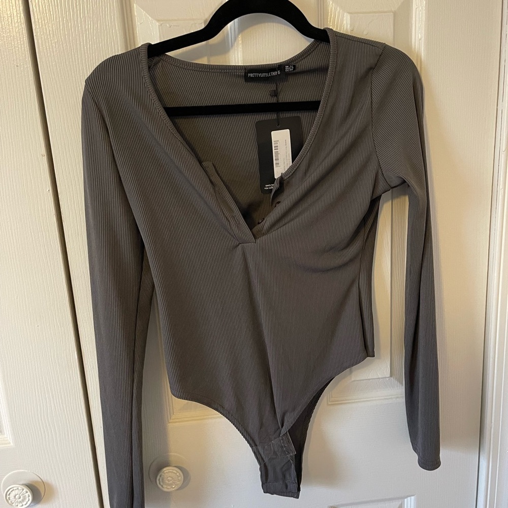 Brand new pretty little things top